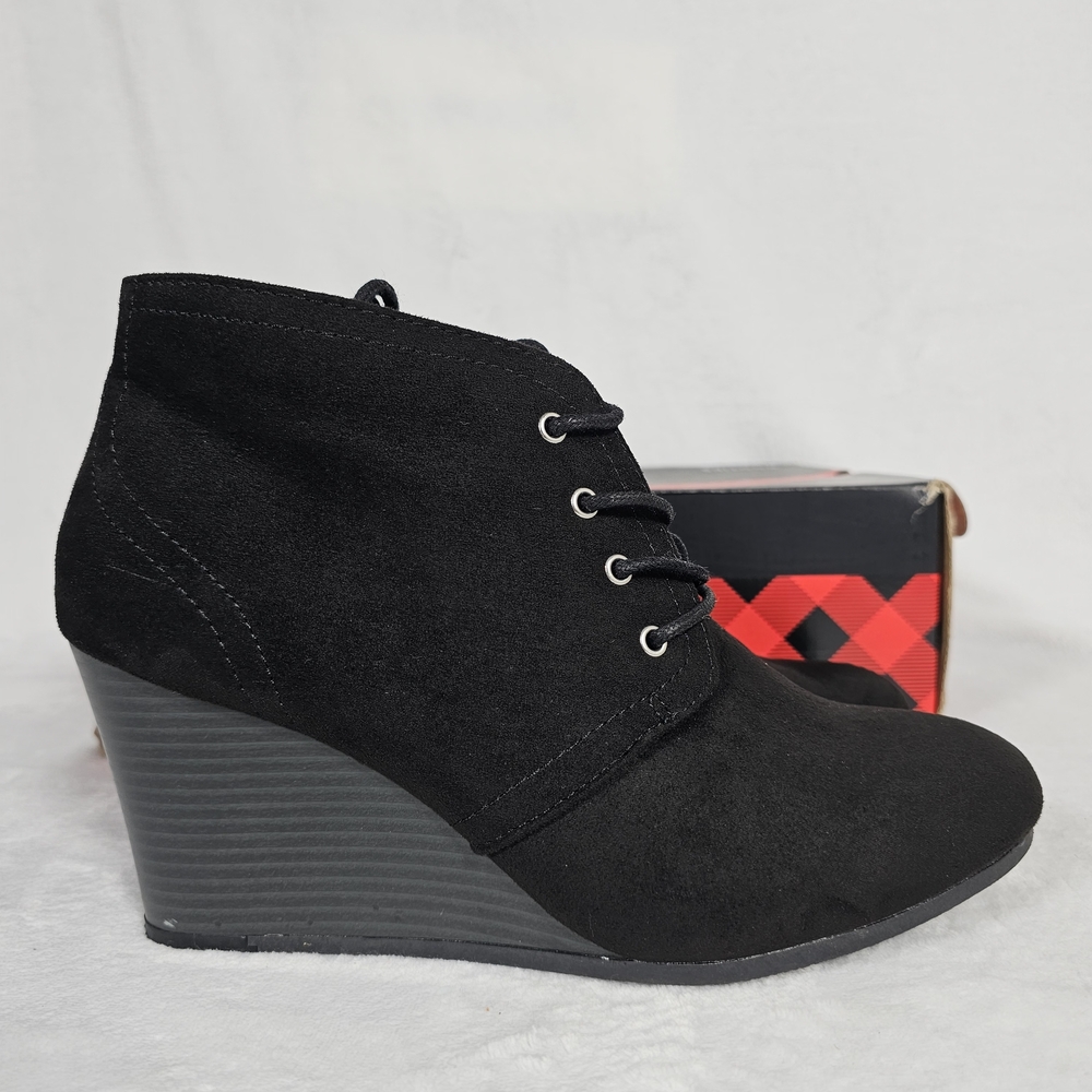 Women's Size 10 Arizona Jean Co. Lawrence Black Memory Foam Wedge Booties